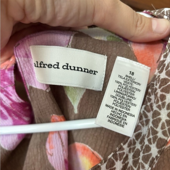 Alfred Dunner Pink Orange Graphic Tunic - Picture 3 of 6